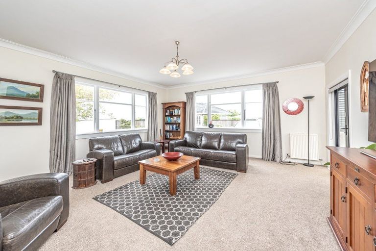 Photo of property in 8a Bristow Street, Saint Johns Hill, Whanganui, 4501