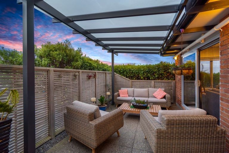 Photo of property in 8 Bayview Park Lane, Orewa, 0931