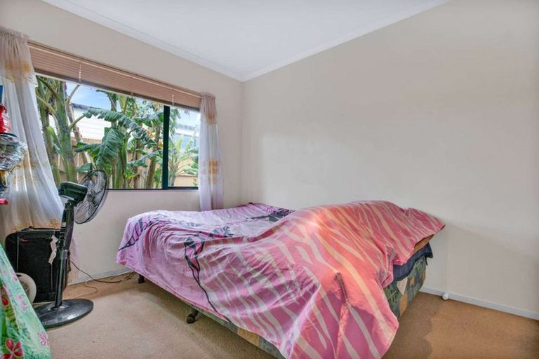 Photo of property in 17 Glenpark Place, Favona, Auckland, 2024