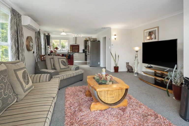 Photo of property in 79a Milton Terrace, Picton, 7220