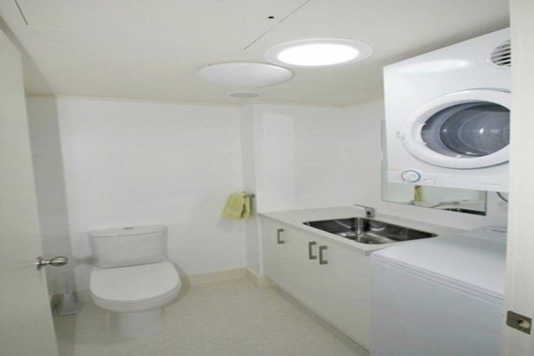 Photo of property in 105 Clyde Street, North Dunedin, Dunedin, 9016