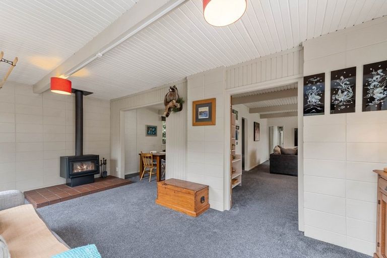 Photo of property in 6 Mark Place, Lynmore, Rotorua, 3010