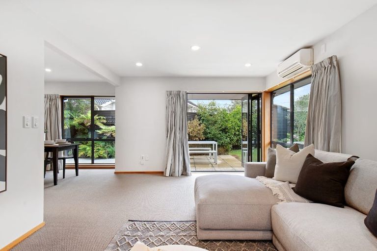 Photo of property in 30 Galway Avenue, Bryndwr, Christchurch, 8052