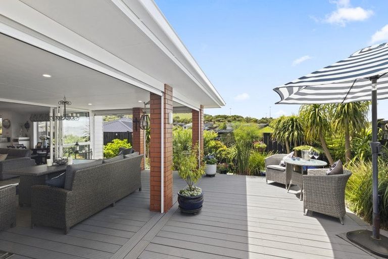 Photo of property in 2 Westmuir Crescent, Pokeno, 2402