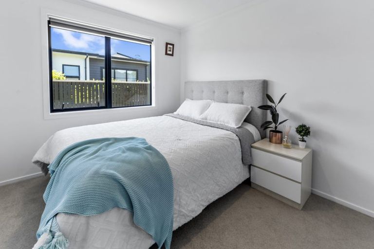 Photo of property in 70a Western Avenue, Omokoroa, 3114