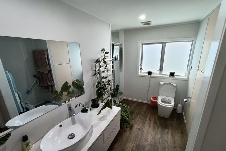 Photo of property in 47 Torkar Road, Clarks Beach, 2122