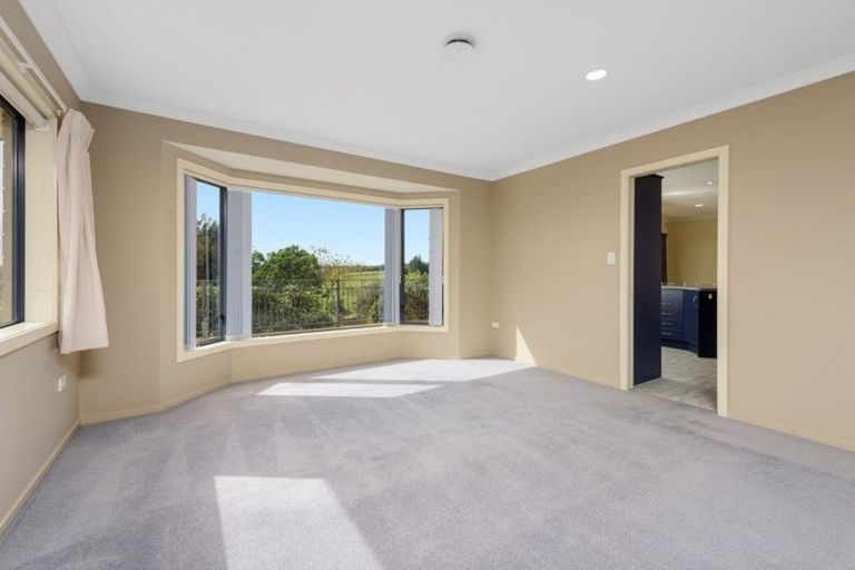 Photo of property in 73 Norm Freeman Drive, Te Puke, 3119