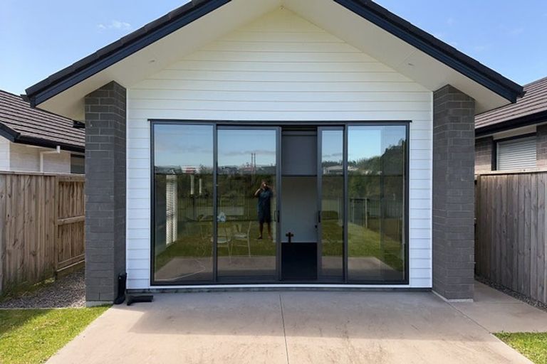 Photo of property in 97b Awataha Crescent, Pyes Pa, Tauranga, 3110