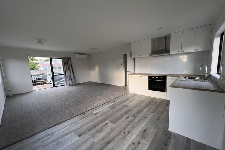 Photo of property in 14 Walters Road, Mount Wellington, Auckland, 1062