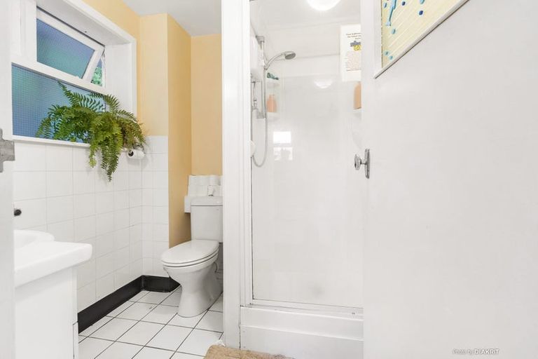 Photo of property in Parkland Flats, 6/51 Adams Terrace, Kelburn, Wellington, 6021