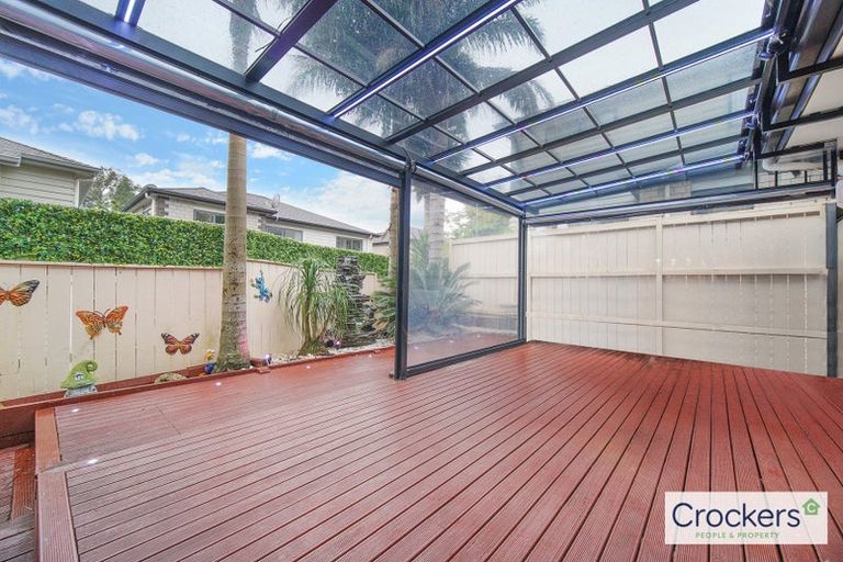 Photo of property in 2 Conti Drive, Flat Bush, Auckland, 2019