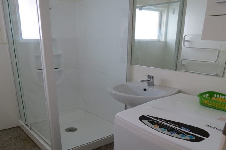 Photo of property in 11 Donald Street, Regent, Whangarei, 0112