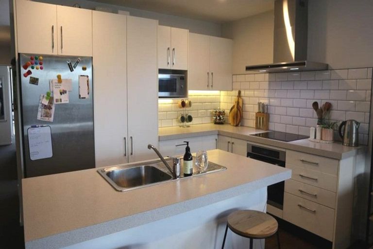 Photo of property in 9b Tonks Street, North New Brighton, Christchurch, 8083