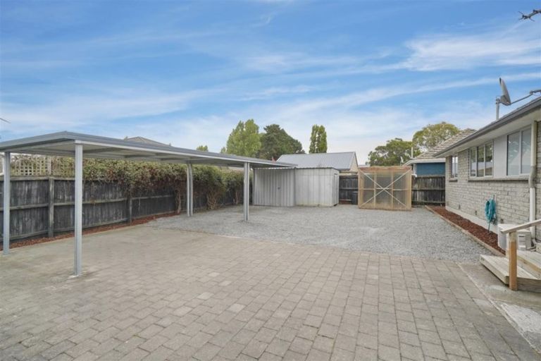 Photo of property in 2 Tompkins Lane, Burwood, Christchurch, 8061