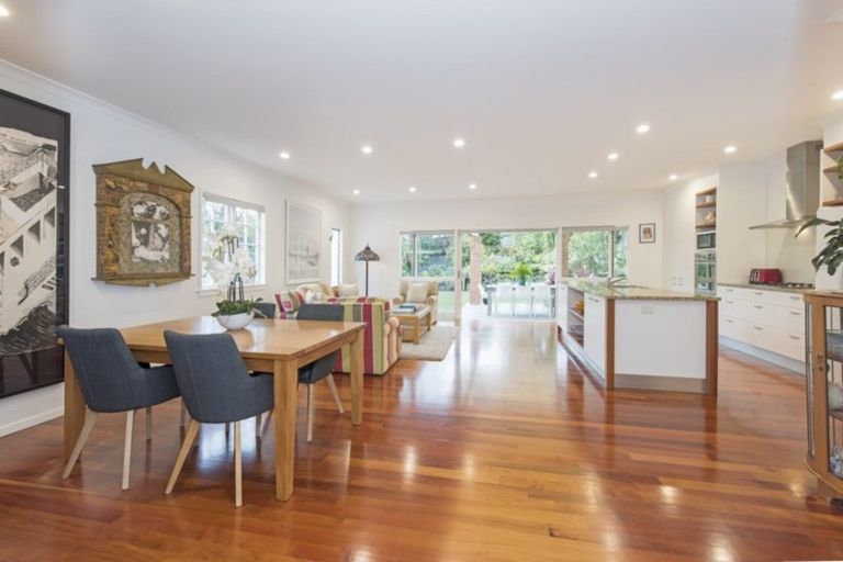Photo of property in 7 Salisbury Street, Herne Bay, Auckland, 1011