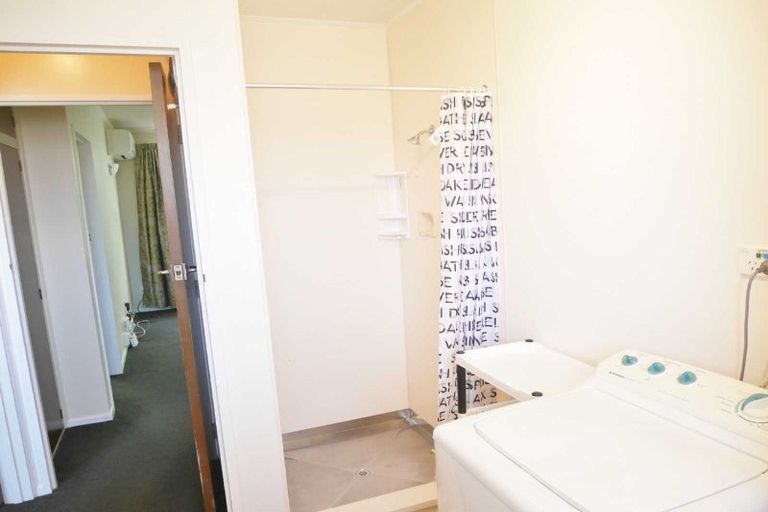 Photo of property in 3/5 Division Street, Riccarton, Christchurch, 8041