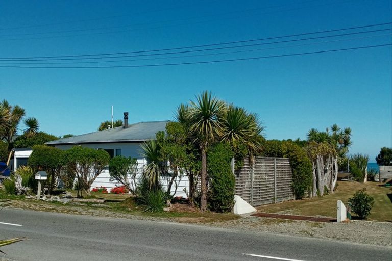 Photo of property in 5 Bluecliffs Beach Road, Papatotara, Tuatapere, 9691