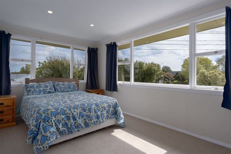 Photo of property in 19 Arlington Street, Burnside, Christchurch, 8053