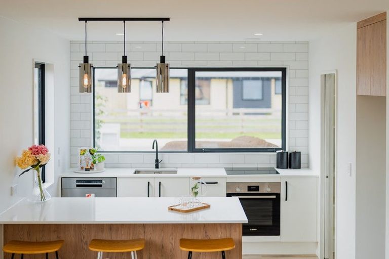 Photo of property in 35 Stackwood Avenue, Woodend, 7691