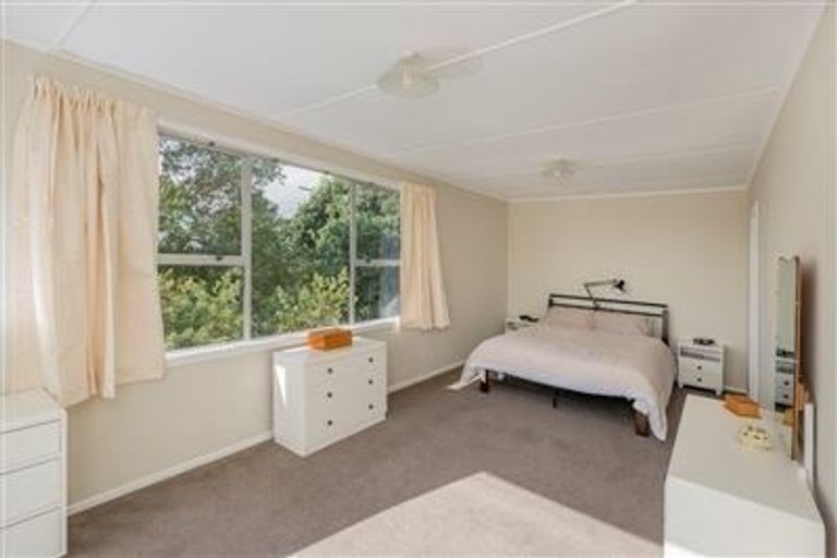 Photo of property in 6 Kaitawa Street, Waikanae Beach, Waikanae, 5036