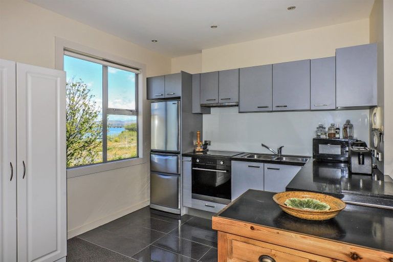 Photo of property in The Terraces, 18/9 Humber Street, Pandora, Napier, 4110