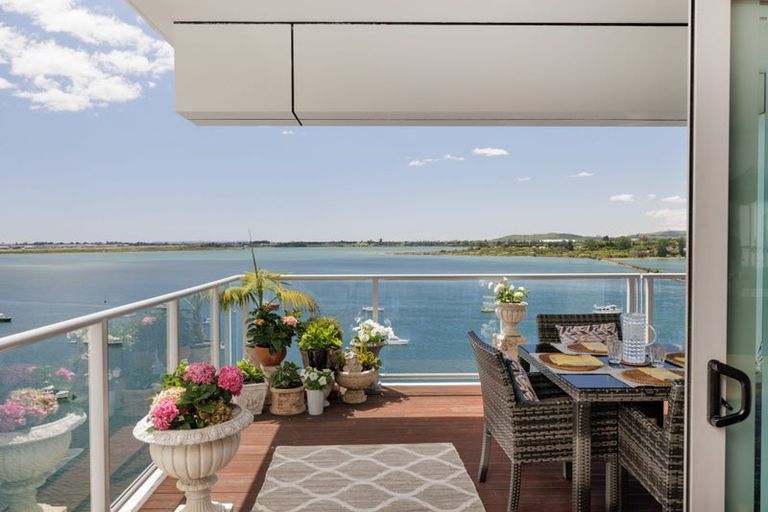 Photo of property in 12/72f Devonport Road, Tauranga, 3110