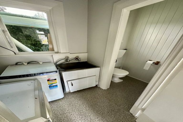 Photo of property in 18 Blacks Road, North East Valley, Dunedin, 9010