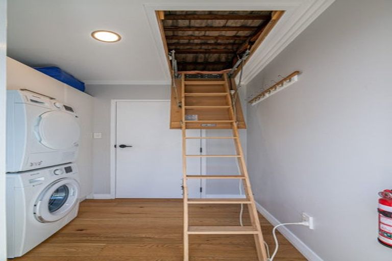 Photo of property in 17 Gallony Avenue, Massey, Auckland, 0614