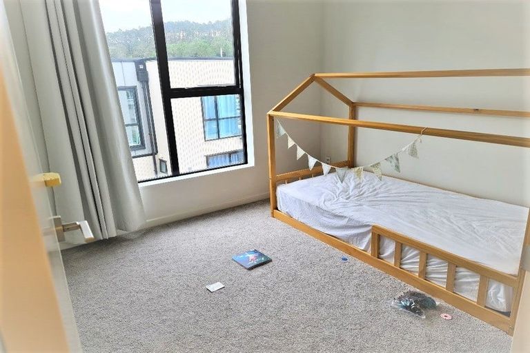 Photo of property in 1 Waka Street, Albany Heights, Auckland, 0632