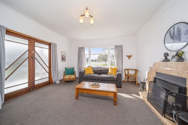 Photo of property in 59 Dixon Avenue, Hawera, 4610
