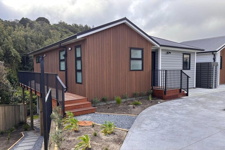 Photo of property in 15 Holly Grove, Maungaraki, Lower Hutt, 5010