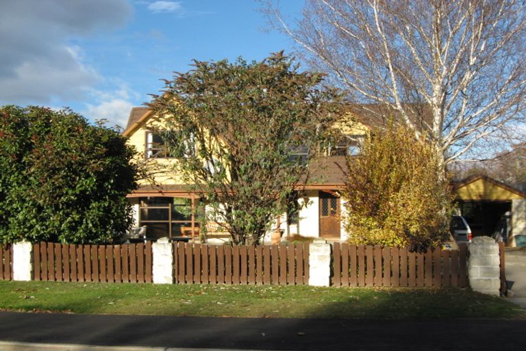 Photo of property in 68 Neplusultra Street, Cromwell, 9310