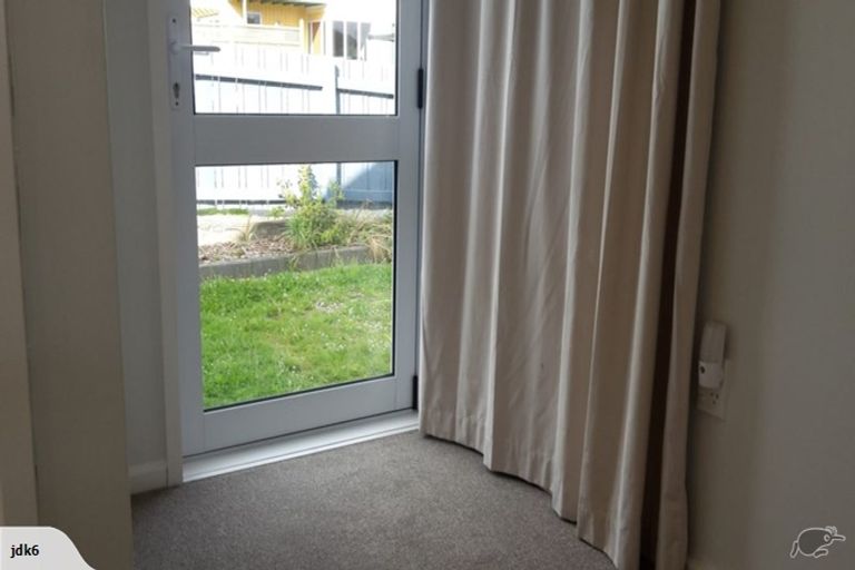 Photo of property in 18a Penryn Drive, Camborne, Porirua, 5026