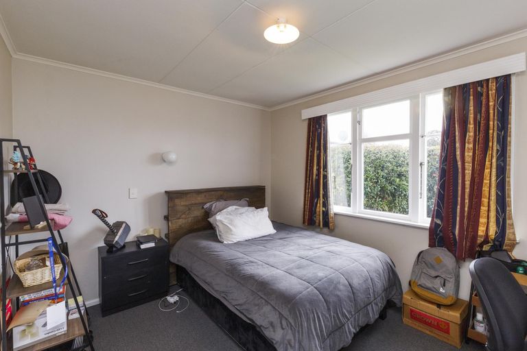 Photo of property in 11 Denbigh Place, Awapuni, Palmerston North, 4412