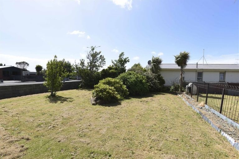 Photo of property in 37 Regent Street, Newfield, Invercargill, 9812
