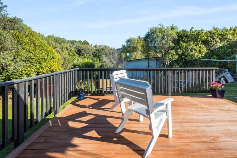 Photo of property in 27 Stanley Street, Wainuiomata, Lower Hutt, 5014