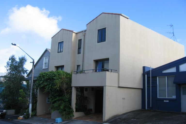 Property details for 1/26 Karaka Street, Eden Terrace, Auckland, 1010