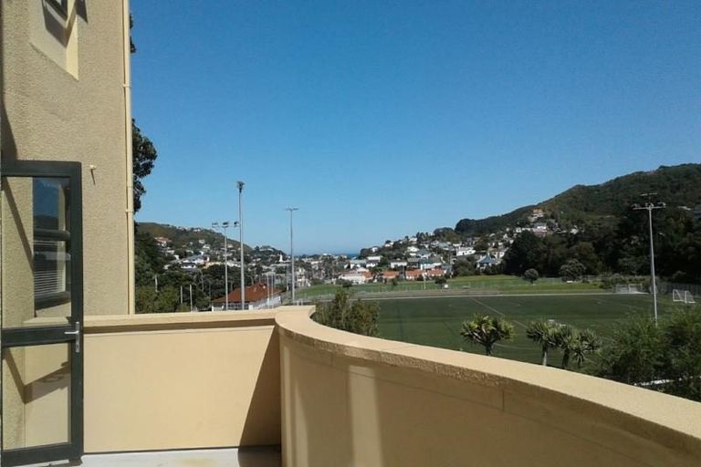 Photo of property in 566j Adelaide Road, Berhampore, Wellington, 6023