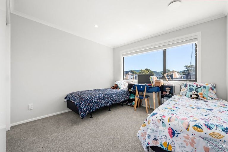 Photo of property in 9 Desert Gold Lane, Wallaceville, Upper Hutt, 5018