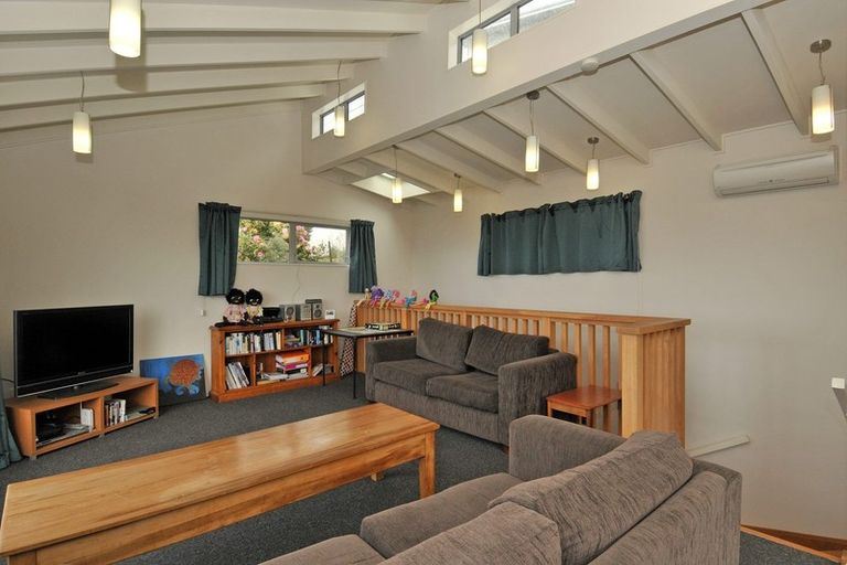 Photo of property in 84 Mitchell Street, Brooklyn, Wellington, 6021