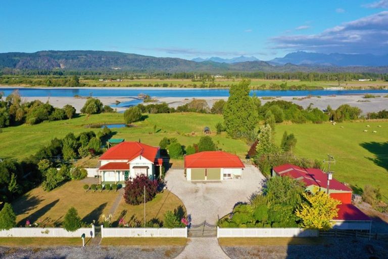 Photo of property in 59 Back Creek Road, Ruatapu, Hokitika, 7883