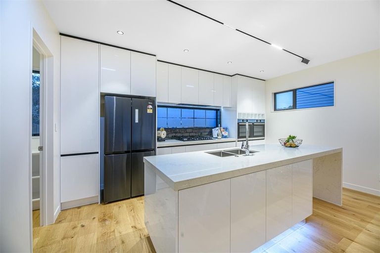 Photo of property in 74d Bentley Avenue, Glenfield, Auckland, 0629