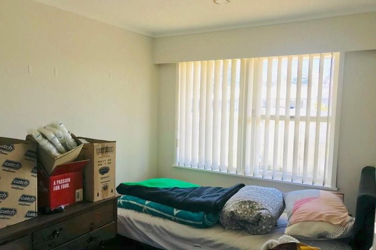 Photo of property in 2/13a Vine Street, Mangere East, Auckland, 2024