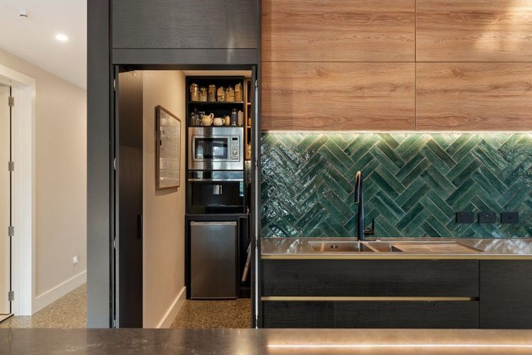 Photo of property in 2 Brodie Avenue, Arrowtown, 9302