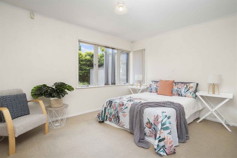 Photo of property in 7 Pandora Place, Pakuranga, Auckland, 2010