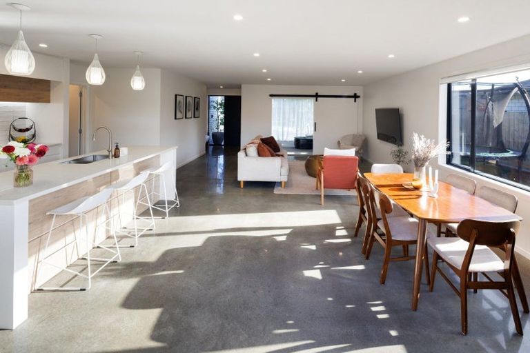 Photo of property in 11 Ruru Street, Cambridge, 3434