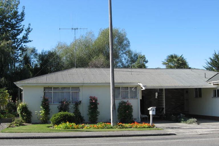 Photo of property in 99 Talbot Street, Geraldine, 7930