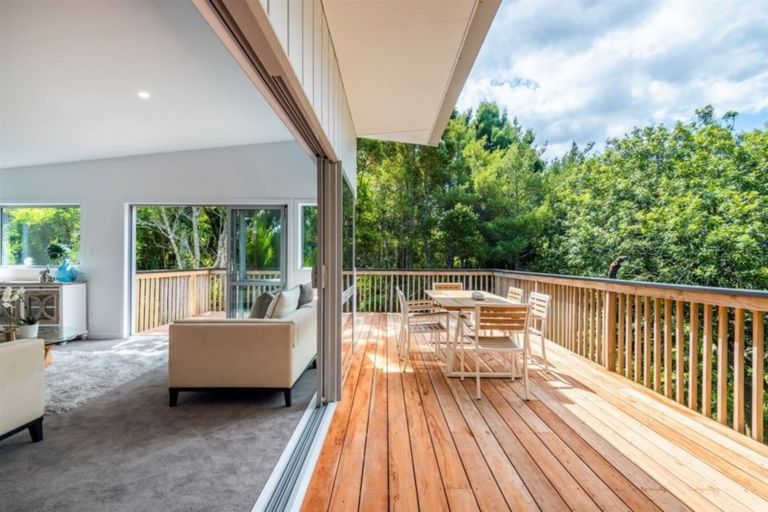 Photo of property in 173 Manuka Road, Bayview, Auckland, 0629