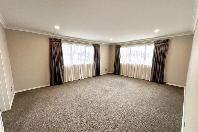Photo of property in 22 Eastfield Avenue, Flat Bush, Auckland, 2019