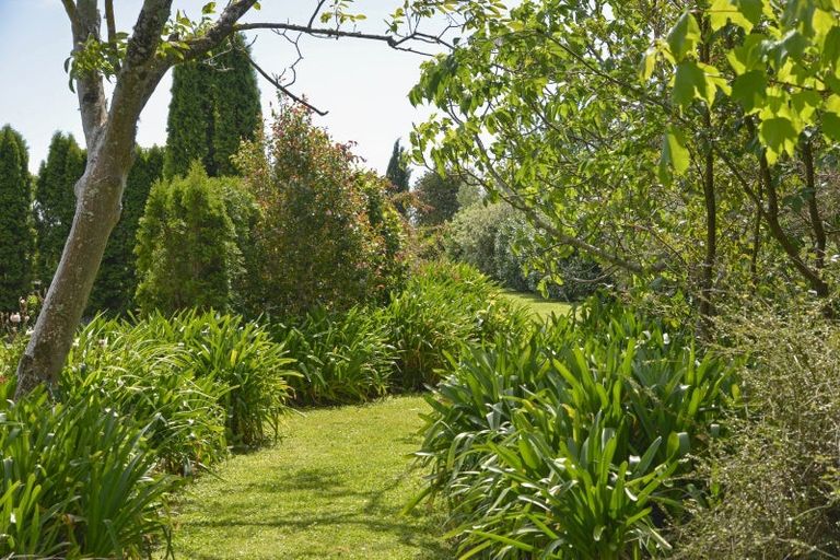 Photo of property in 145 Park Road, Carterton, 5713